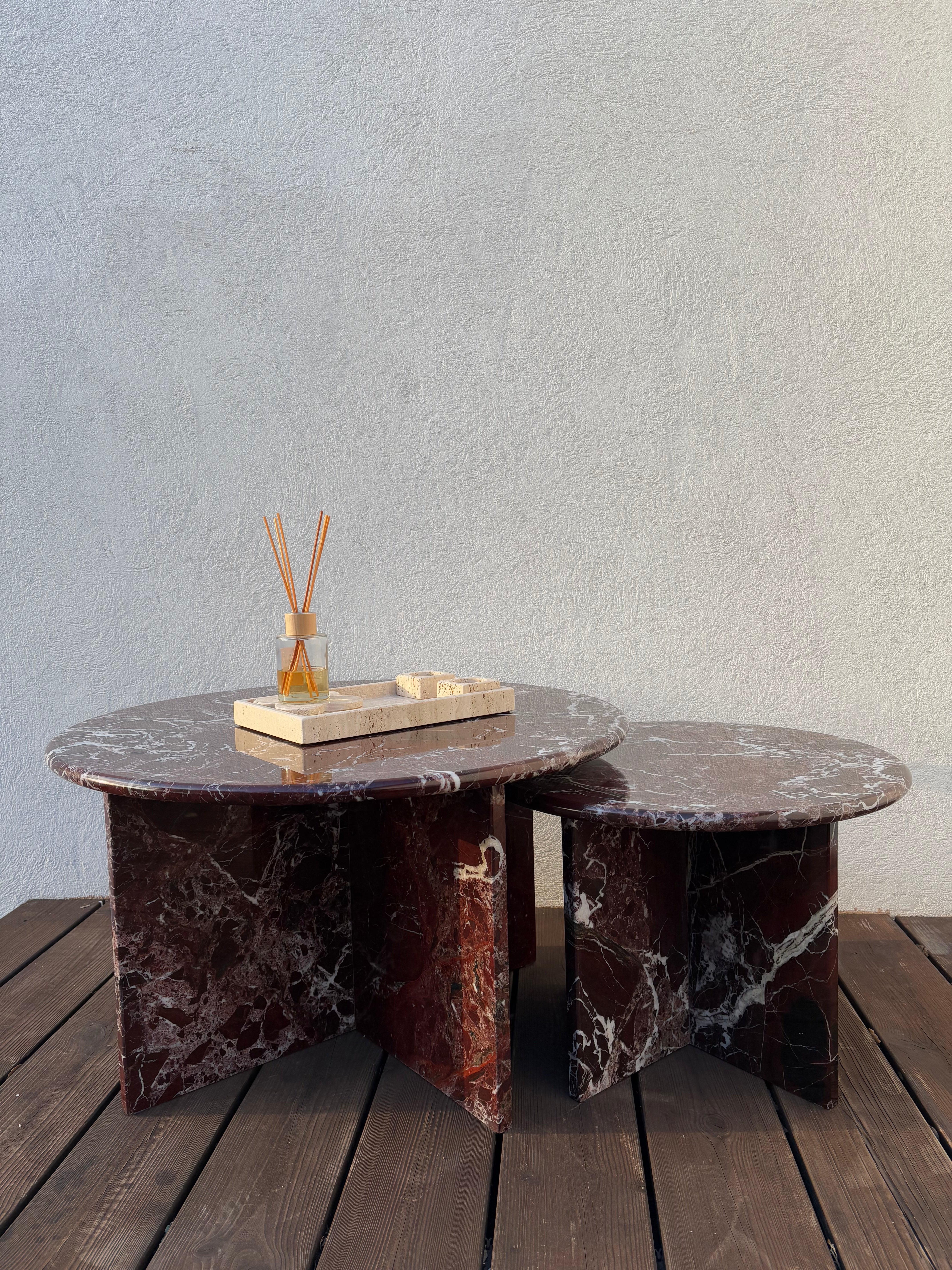 Tables basses Gigognes 100% marbre x Rosso Levanto